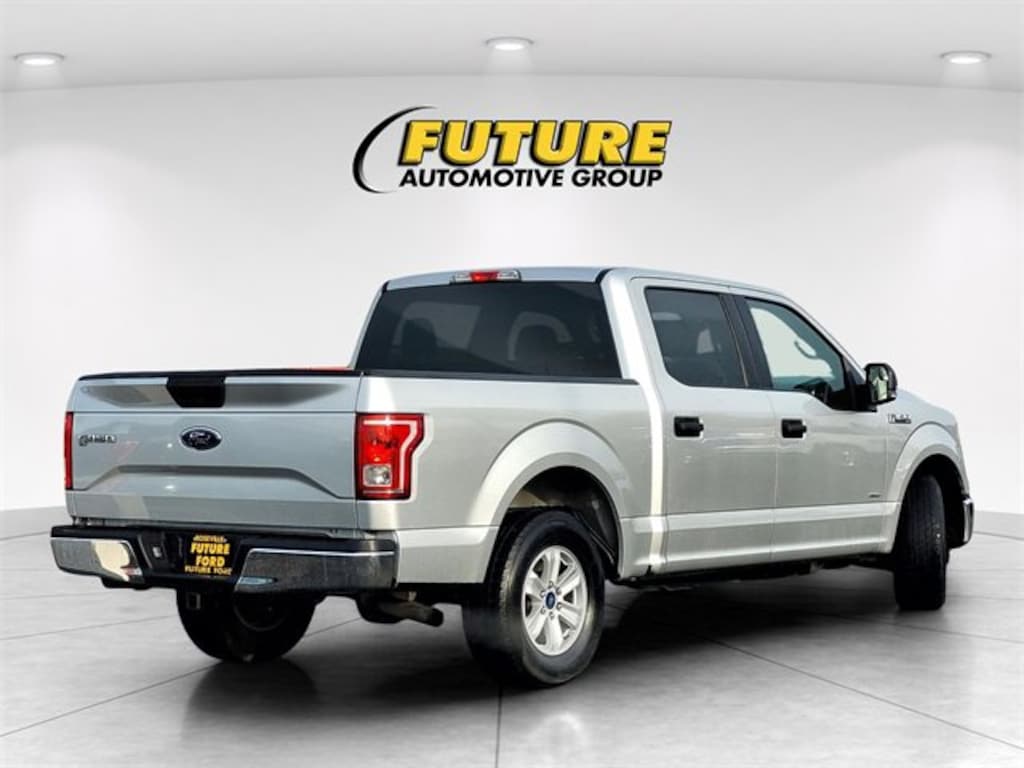 Used 2015 Ford F-150 XLT Crew Cab Pickup