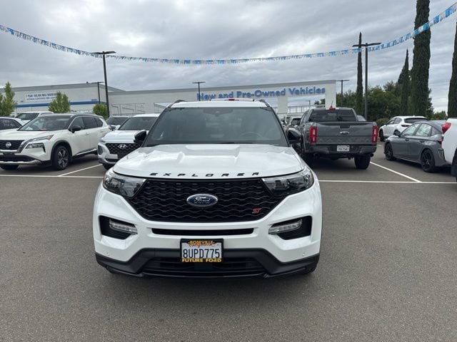 2021 Ford Explorer ST photo 2