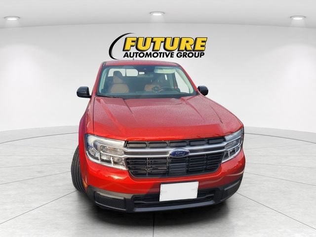 2024 Ford Maverick LARIAT photo 2