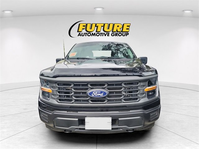 2024 Ford F-150 XL photo 2
