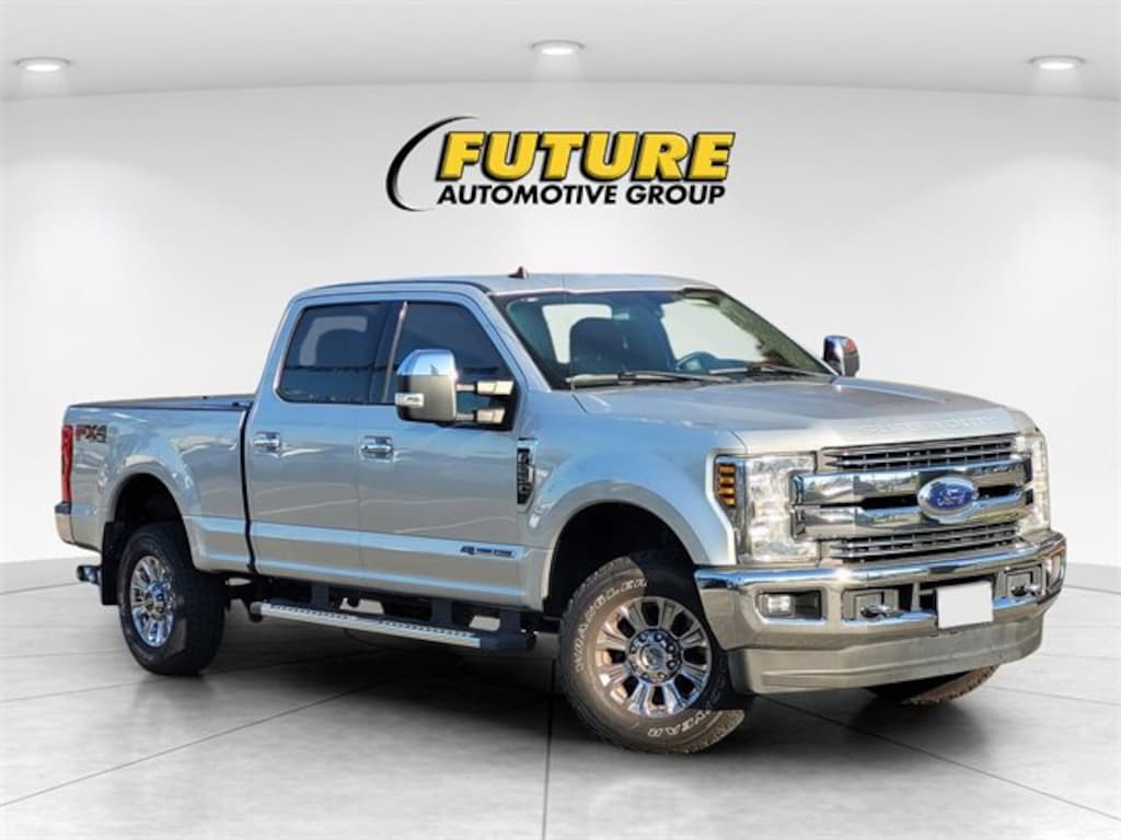 Used 2019 Ford Super Duty F-250 SRW LARIAT Crew Cab Pickup