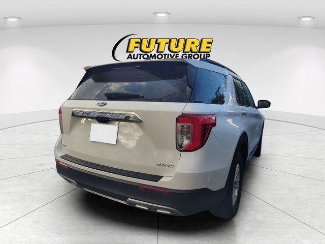 2023 Ford Explorer XLT photo 3