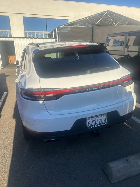 2021 Porsche Macan Base photo 4