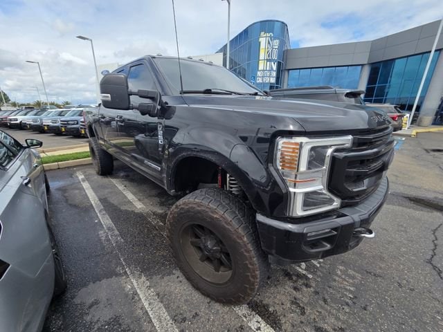2022 Ford Super Duty F-250 SRW Platinum photo 2