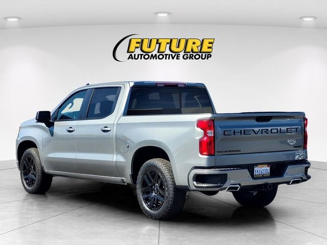 2025 Chevrolet Silverado 1500 RST photo 5