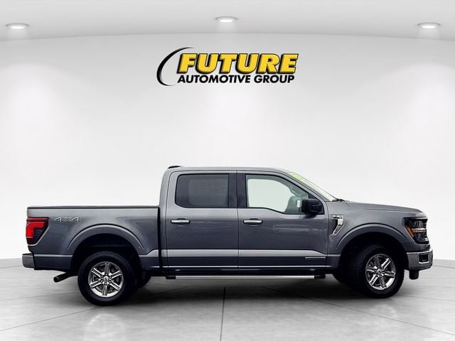 2024 Ford F-150 XLT photo 2