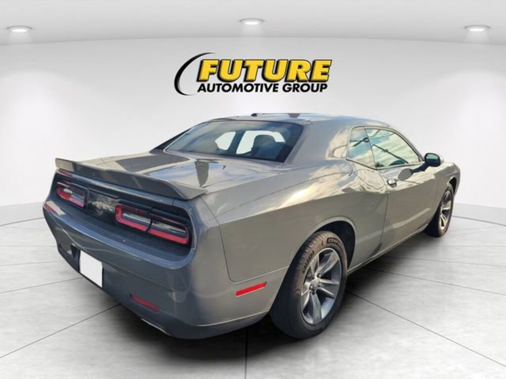 Certified 2019 Dodge Challenger SXT 2dr Car