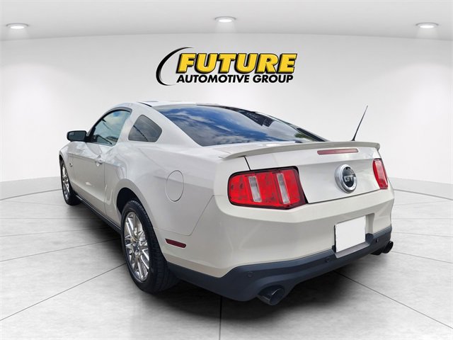 2012 Ford Mustang GT Premium photo 4