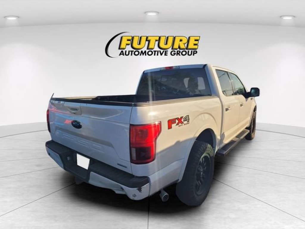Used 2018 Ford F-150 LARIAT Crew Cab Pickup
