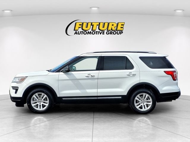 2019 Ford Explorer XLT photo 6
