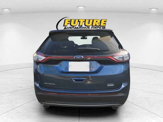 2018 Ford Edge SEL photo 4