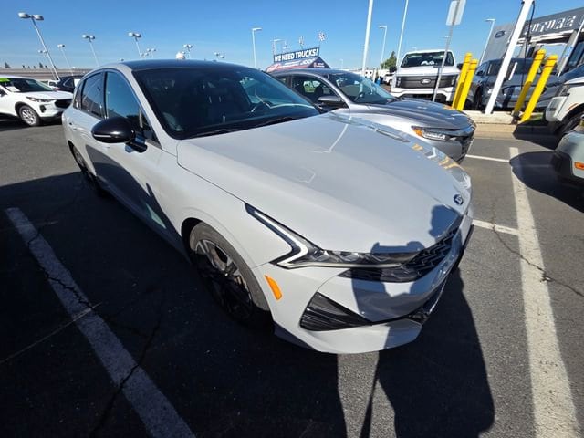 2021 Kia K5 GT-Line photo 2