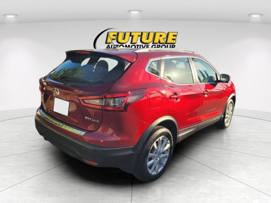 Certified 2022 Nissan Rogue Sport SV Sport Utility