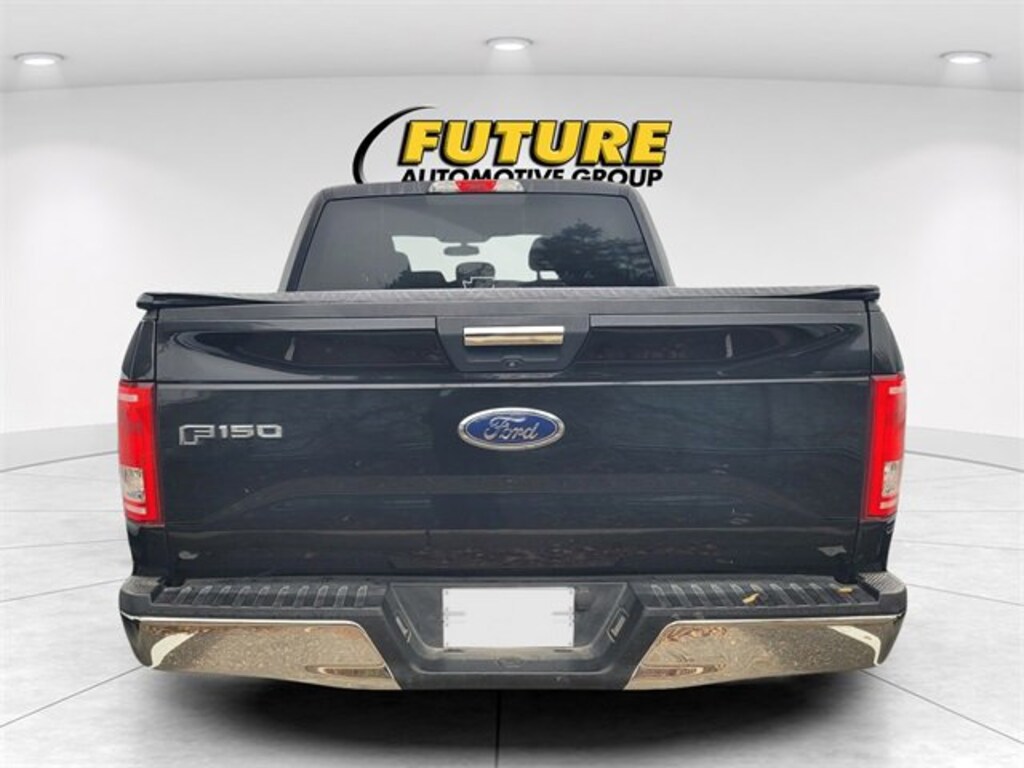 Used 2015 Ford F-150 XLT Crew Cab Pickup