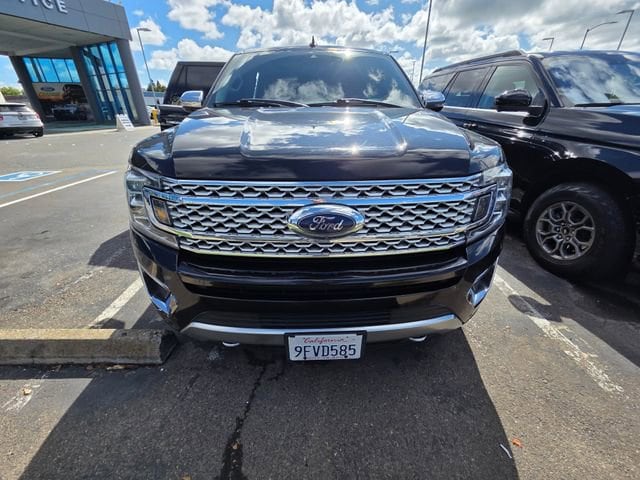 2019 Ford Expedition Max Platinum photo 3
