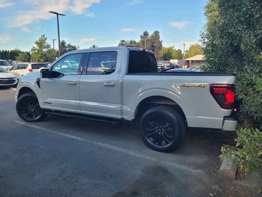 Certified 2024 Ford F-150 XLT Crew Cab Pickup