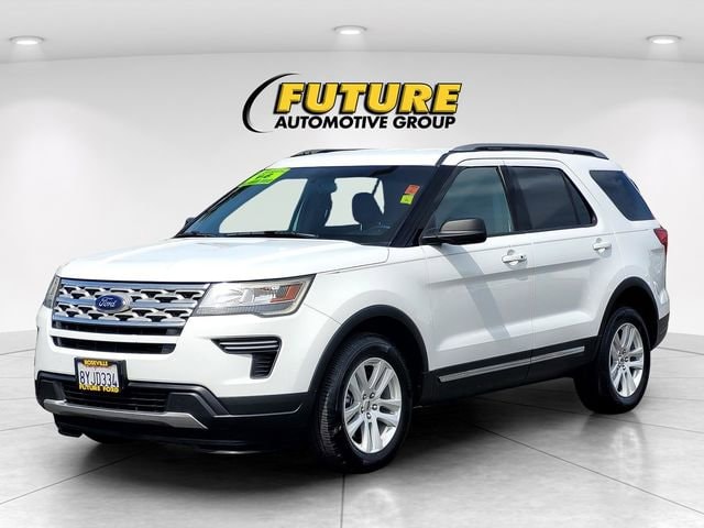 2019 Ford Explorer XLT photo 3