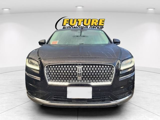 2022 Lincoln Nautilus Standard photo 2