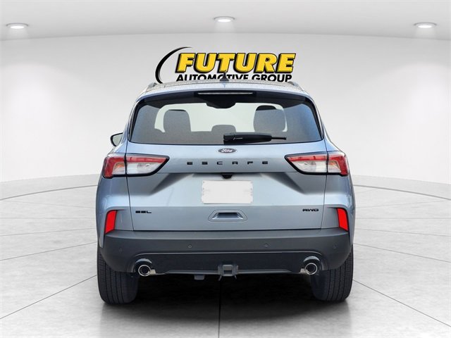 2022 Ford Escape SEL photo 4