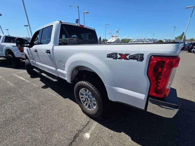 2019 Ford Super Duty F-250 SRW XLT photo 4