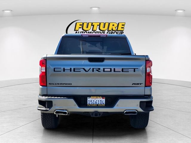 2025 Chevrolet Silverado 1500 RST photo 4
