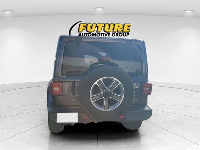 2018 Jeep Wrangler Unlimited Sahara photo 4