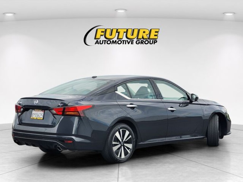 Used 2019 Nissan Altima 2.5 SV Sedan