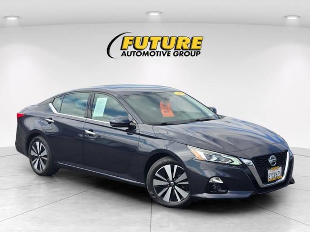 Used 2019 Nissan Altima 2.5 SV Sedan