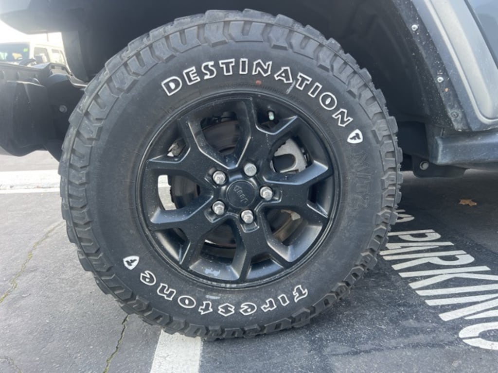 Used 2021 Jeep Wrangler Unlimited Willys w/Cust Prefer Package & Hitch SUV