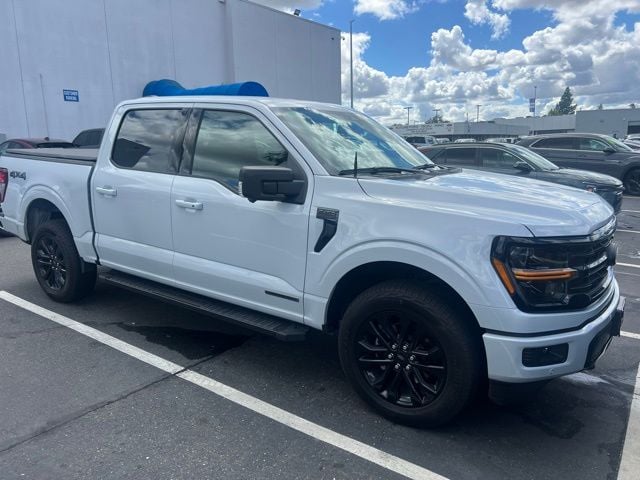 2025 Ford F-150 XLT photo 3