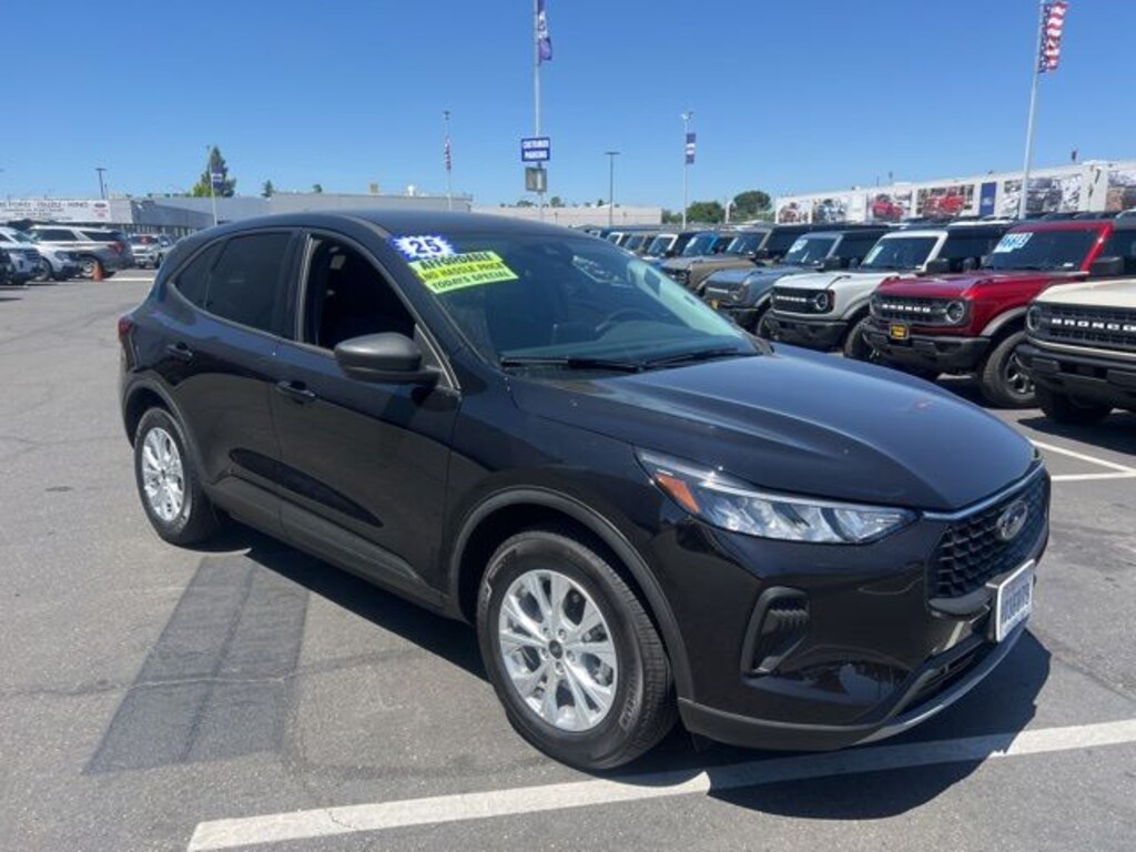 Used 2025 Ford Escape Active SUV