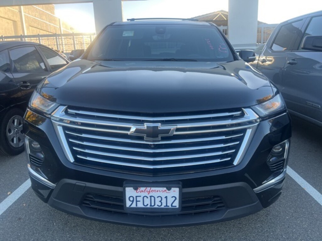 Used 2023 Chevrolet Traverse Premier SUV