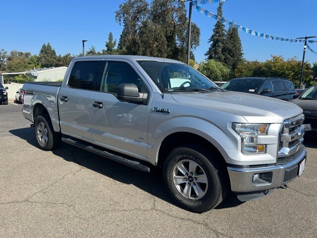 2015 Ford F-150 XLT photo 3
