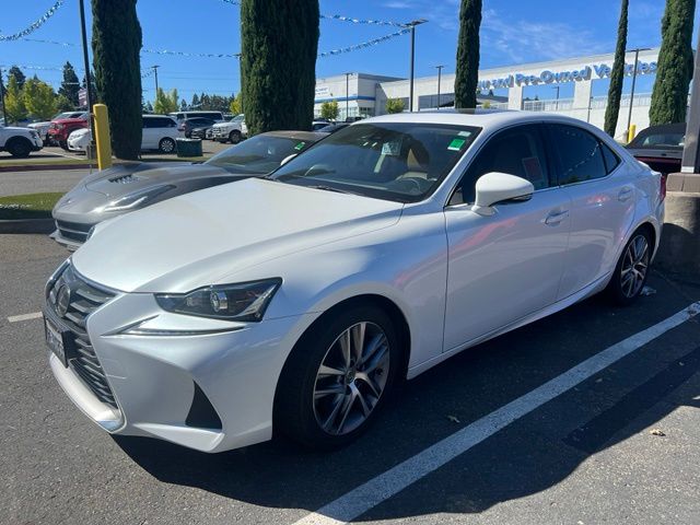 2019 LEXUS IS