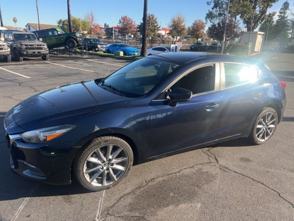 Used 2018 Mazda Mazda3 Touring Hatchback