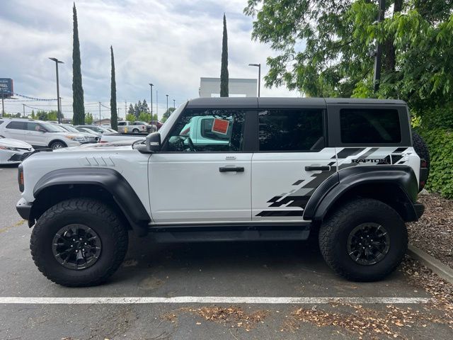 2022 Ford Bronco Raptor photo 2