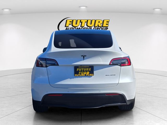 2022 Tesla Model Y Long Range photo 4