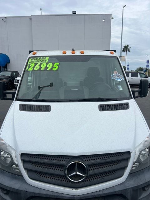 2016 Mercedes-Benz Sprinter 3500 Stake Bed photo 3