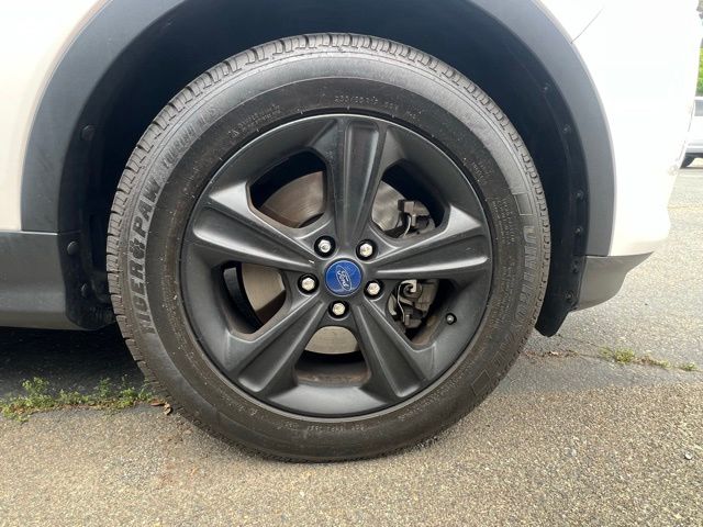 2016 Ford Escape SE photo 4