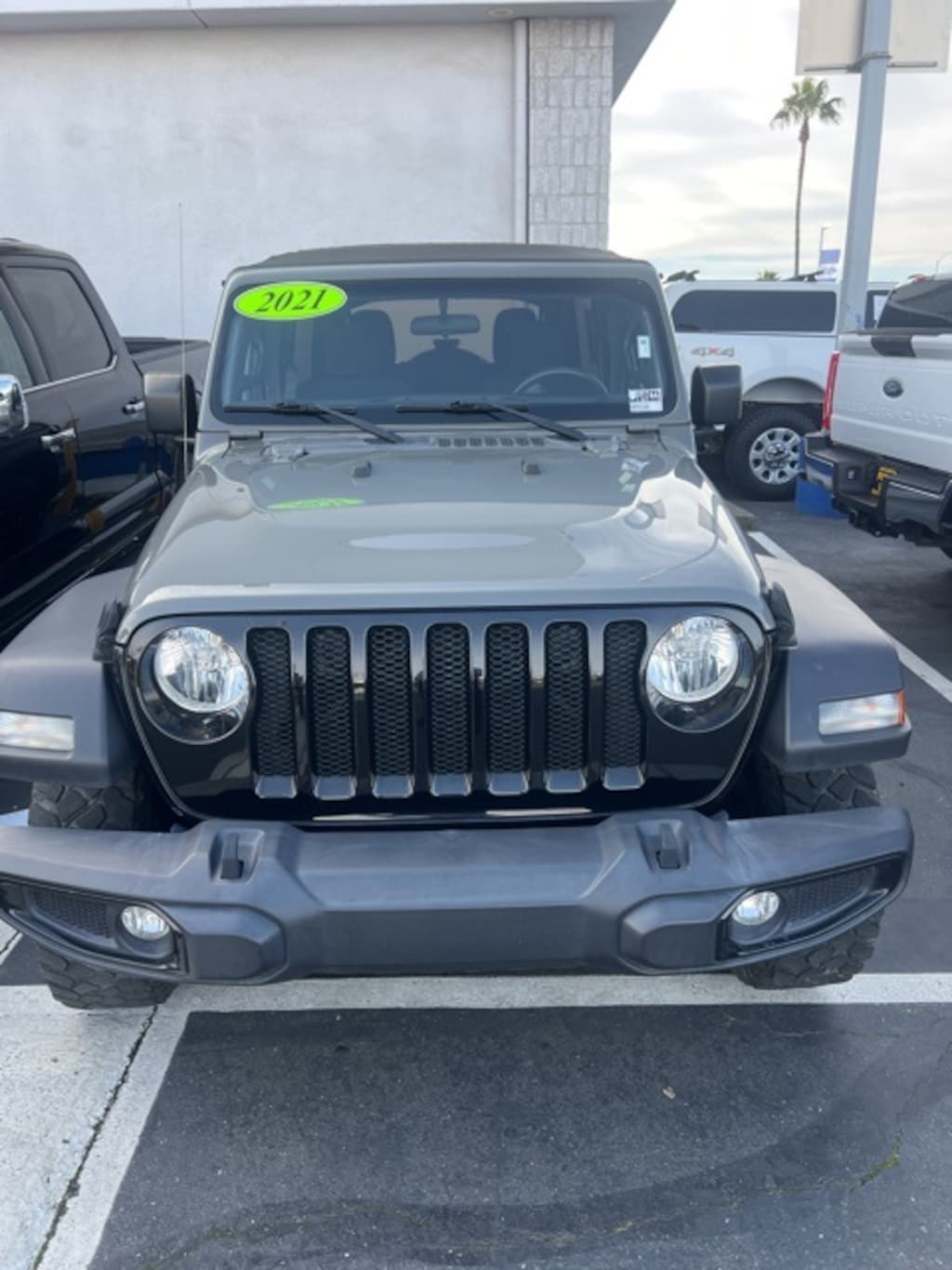 Used 2021 Jeep Wrangler Unlimited Willys w/Cust Prefer Package & Hitch SUV