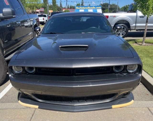 2019 Dodge Challenger R/T photo 2