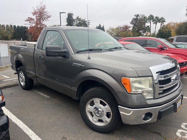 2013 Ford F-150 XLT photo 3