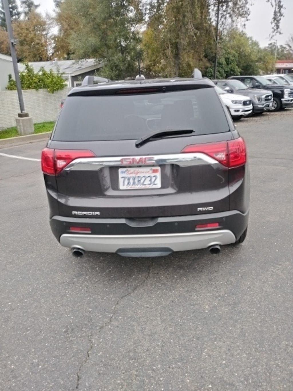 Used 2017 GMC Acadia SLE-2 SUV