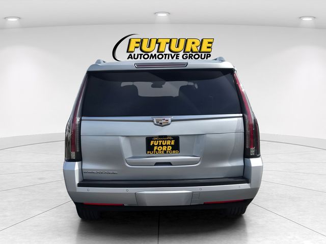 2019 Cadillac Escalade ESV Luxury photo 4