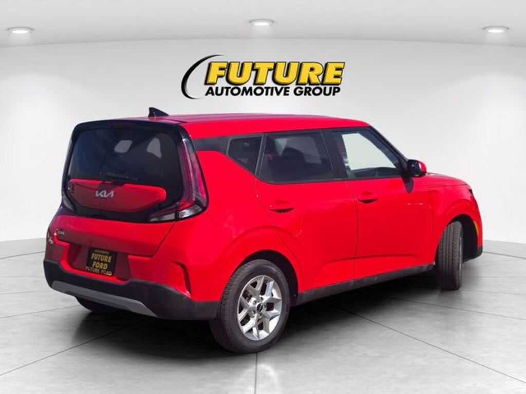 Used 2024 Kia Soul LX Hatchback