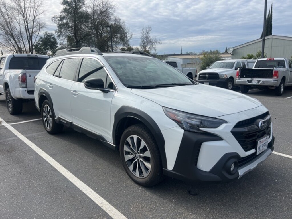 Used 2024 Subaru Outback Limited SUV