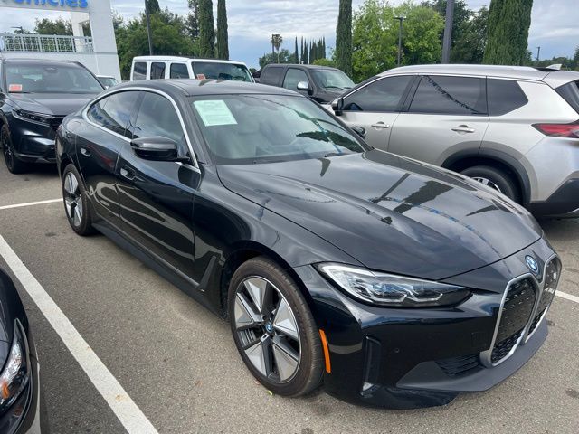 2023 BMW i4 eDrive35 photo 4
