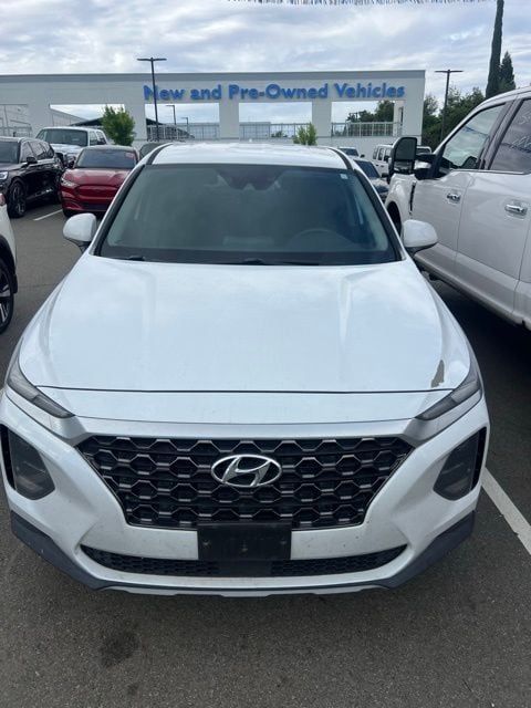 2020 Hyundai Santa Fe SEL photo 3