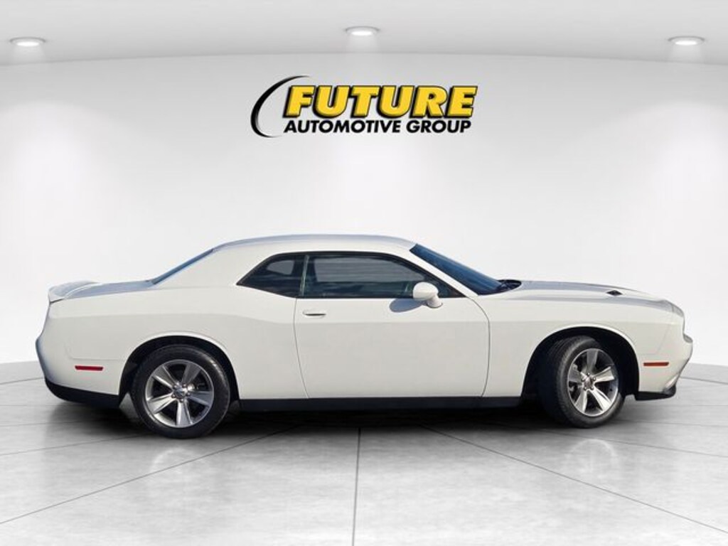 Certified 2019 Dodge Challenger SXT Coupe
