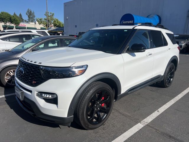 2022 Ford Explorer ST 4WD's photo